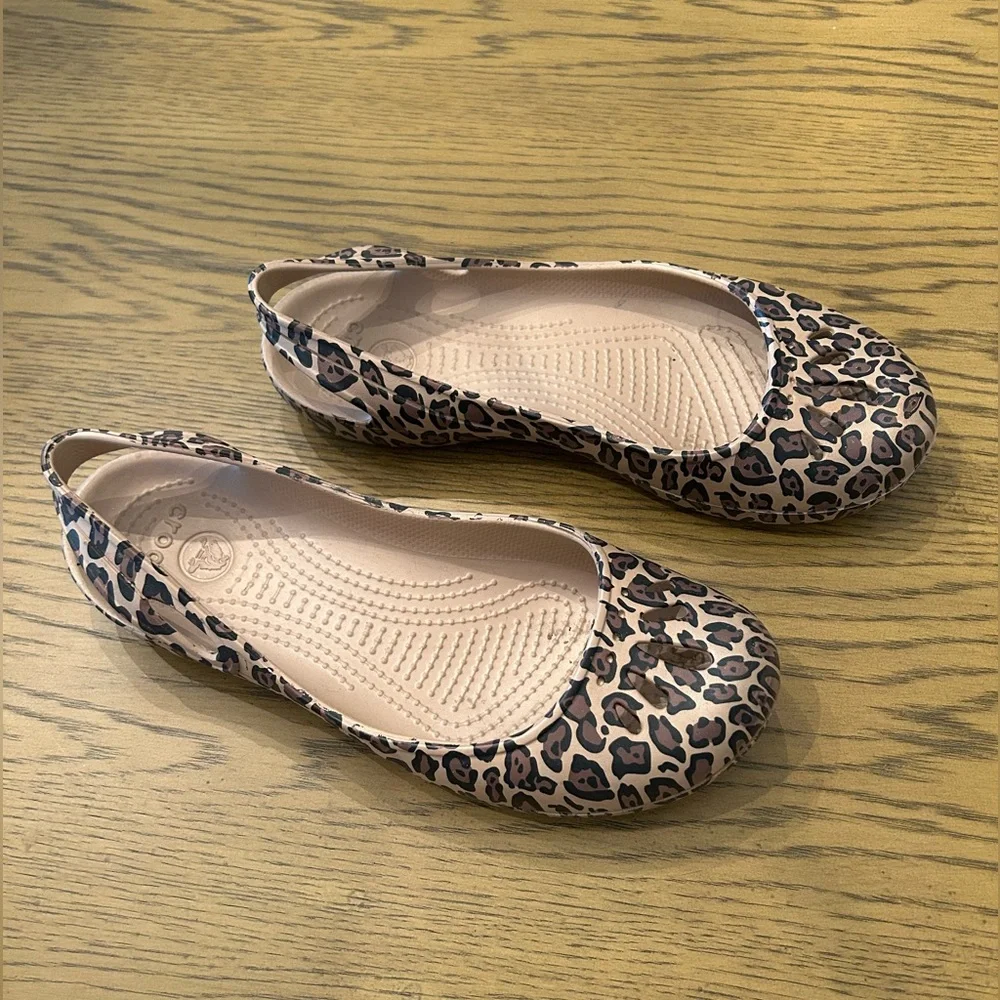 Cocks leopard print flats. Sz 8 - Picture 1 of 6